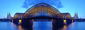 %_tempFileNameDOM%20bruecke%20nacht%20gespiegelt%
